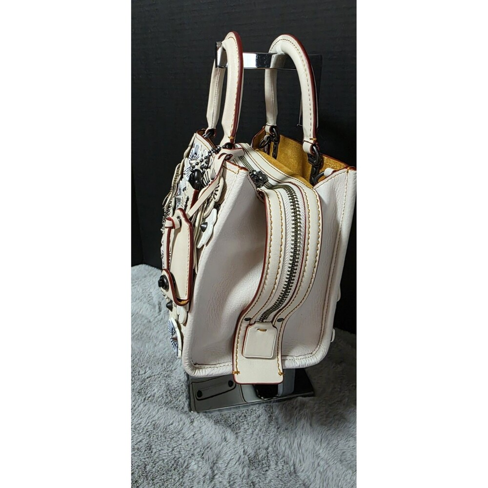Coach 1941 Rogue 25 Wild Tea Rose Chalk -nwot - Picture 3 of 12